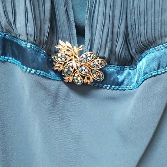 Prom Dress - Picture 2 of 3